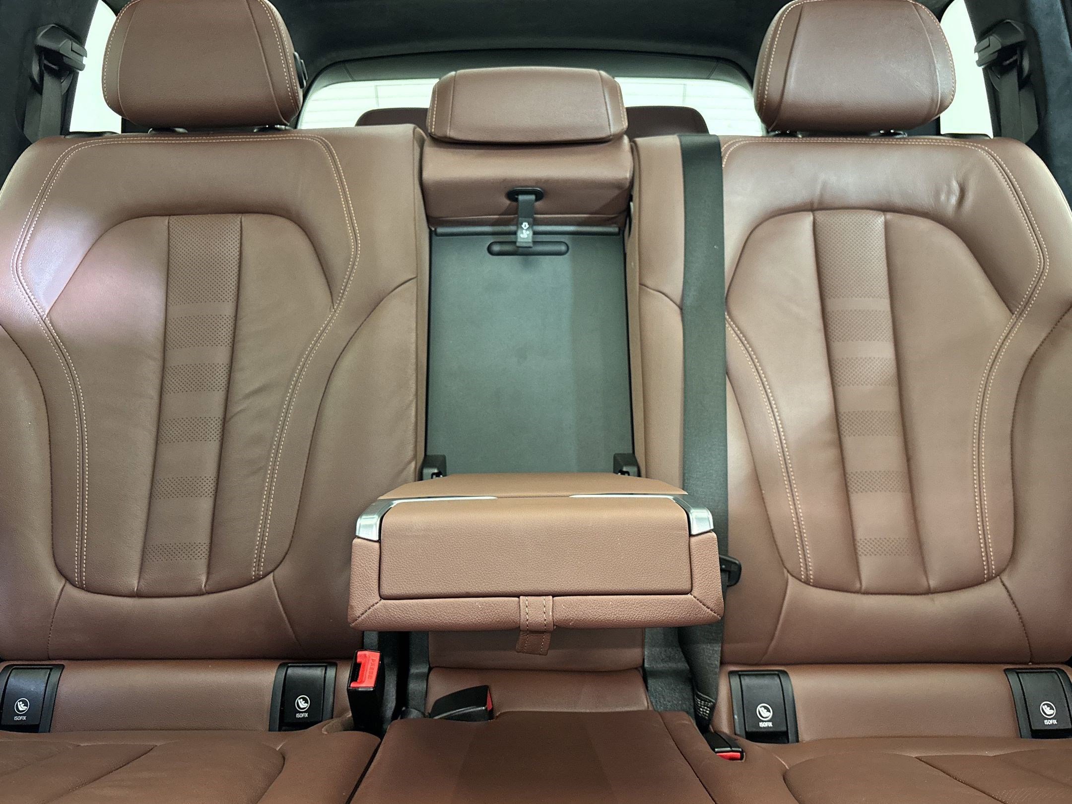 Used 2022 BMW X7 xDrive40i w/ M Sport Package image 32