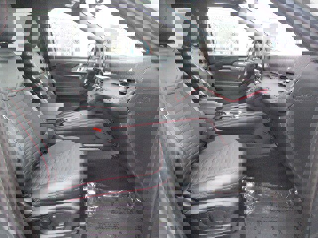 Used 2025 Ford Explorer ST-Line image 15