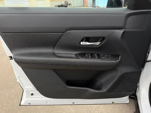 New 2026 Nissan Kicks SV w/ Cold Weather Package FWD image 16