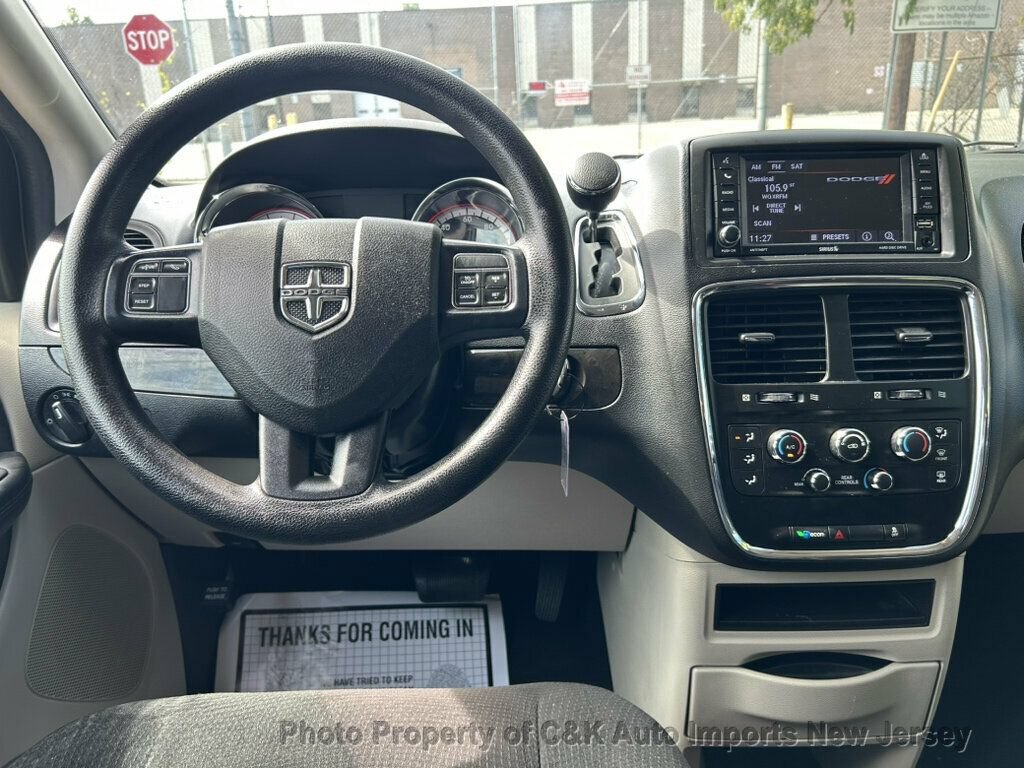 Used 2019 Dodge Grand Caravan SE w/ UConnect Hands-Free Group FWD image 27