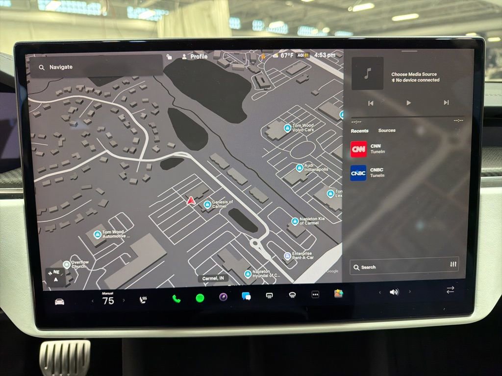 Used 2022 Tesla Model S Plaid image 21