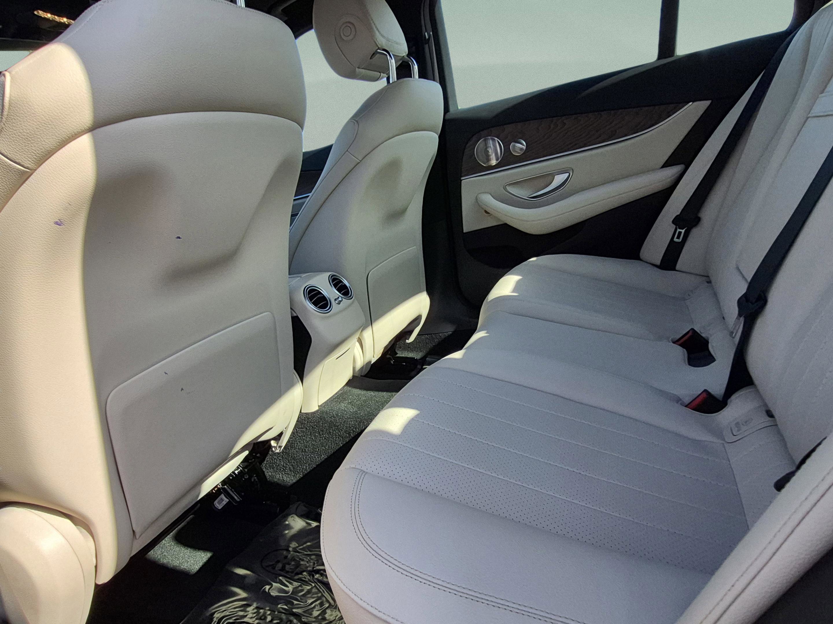 Used 2023 Mercedes-Benz E 350 Sedan image 15