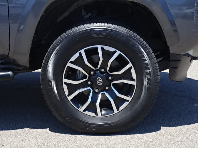 Certified 2022 Toyota Tacoma TRD Sport w/ TRD Premium Sport Package RWD image 8
