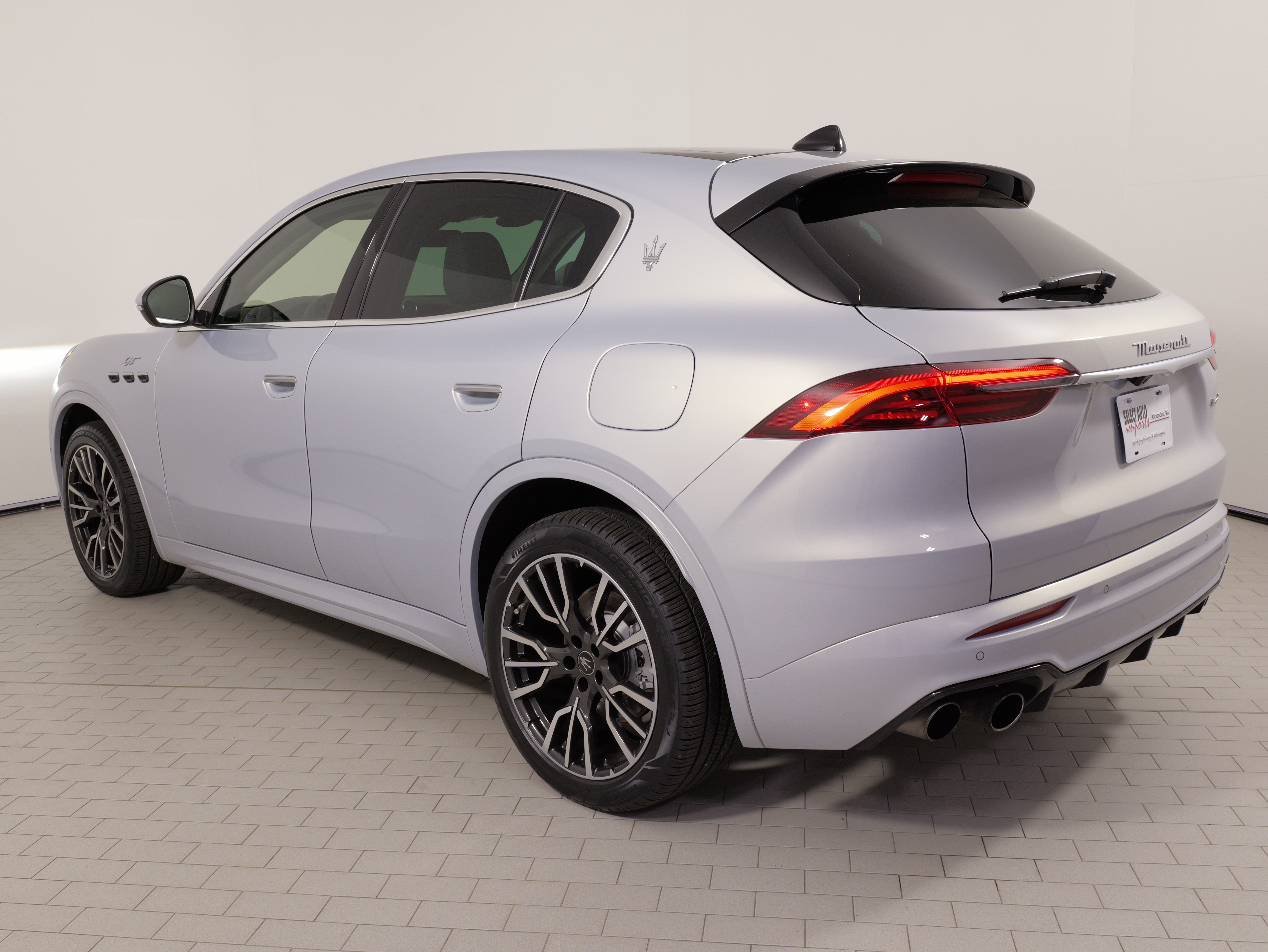 Used 2023 Maserati Grecale GT AWD/4WD image 13