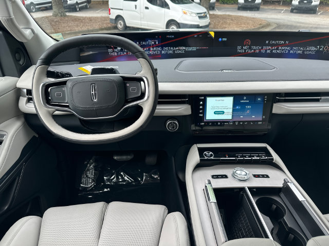 New 2026 Lincoln Navigator L Premier AWD/4WD image 23