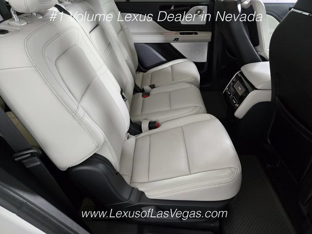 Used 2026 Lincoln Aviator Reserve AWD/4WD image 22