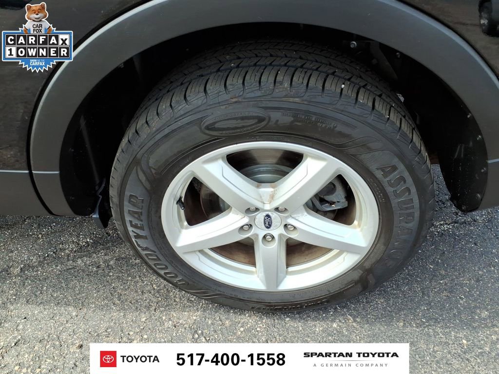 Used 2016 Ford Explorer XLT w/ Equipment Group 201A AWD/4WD image 11