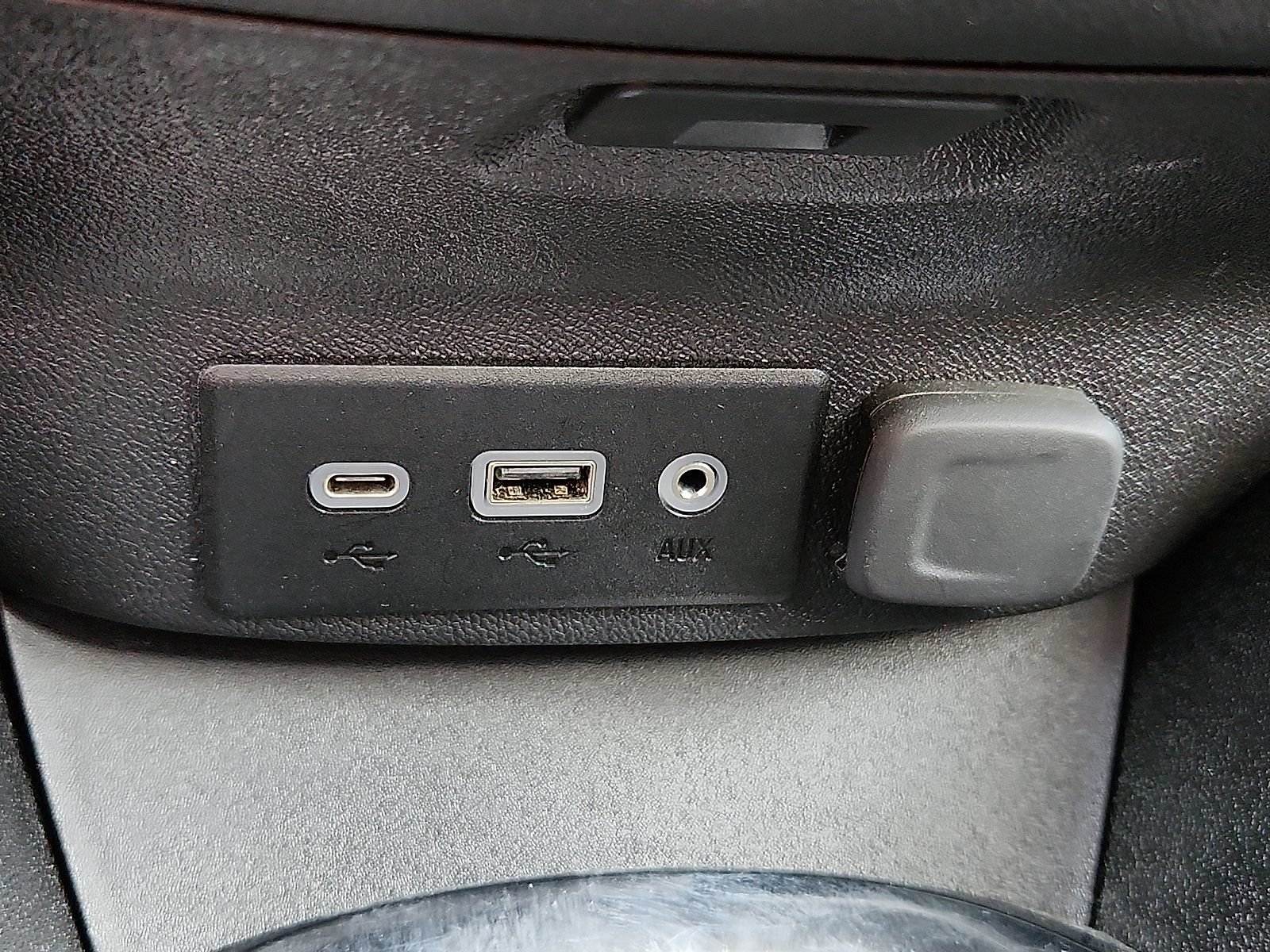 Used 2024 Chevrolet Malibu LT FWD image 19