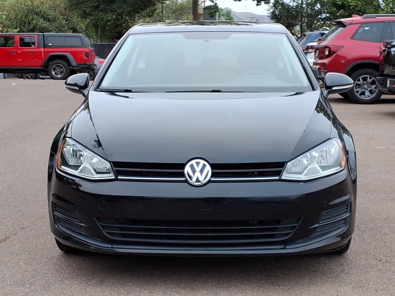 Used 2015 Volkswagen Golf S FWD video 2