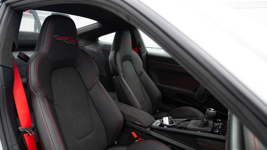 Certified 2025 Porsche 911 GT3 RS RWD image 14