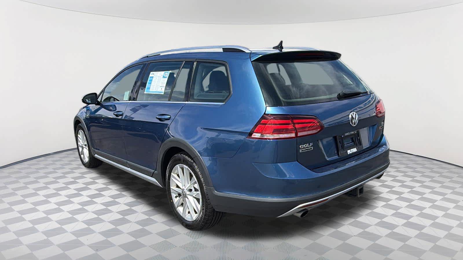 Used 2018 Volkswagen Golf Alltrack SE AWD/4WD image 7