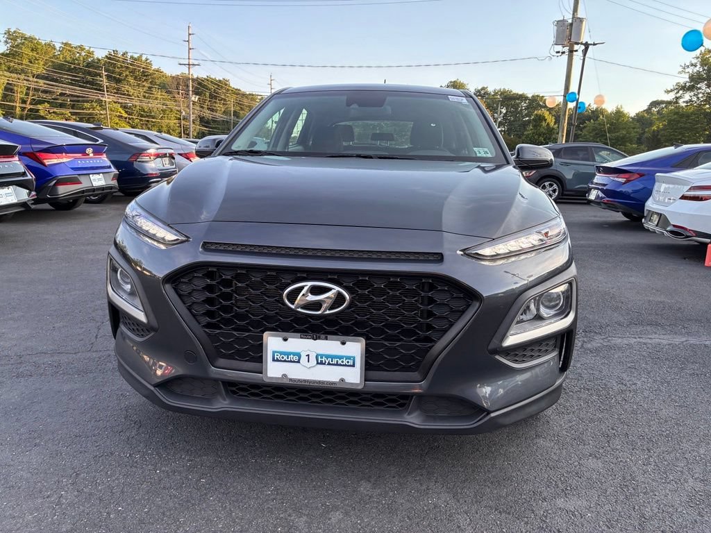 Used 2021 Hyundai Kona SE FWD image 2