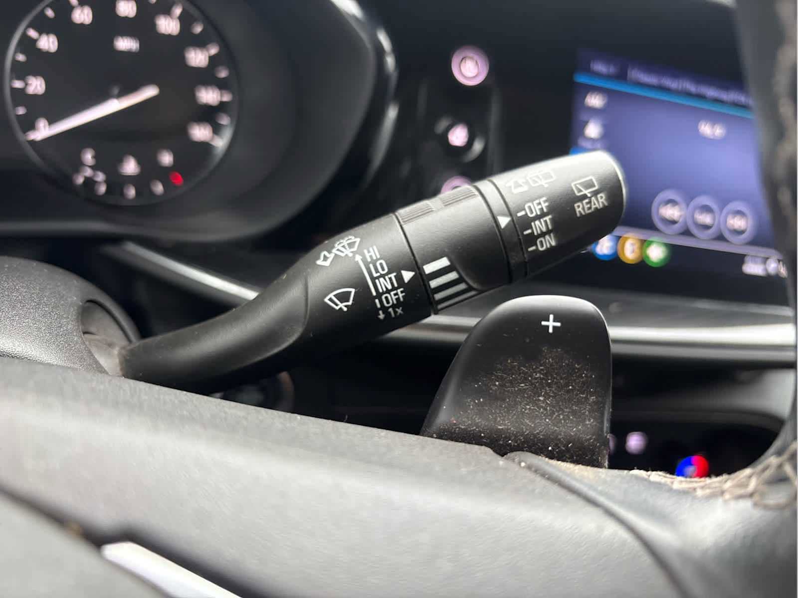 Used 2022 Buick Envision Preferred w/ Safety Package image 27
