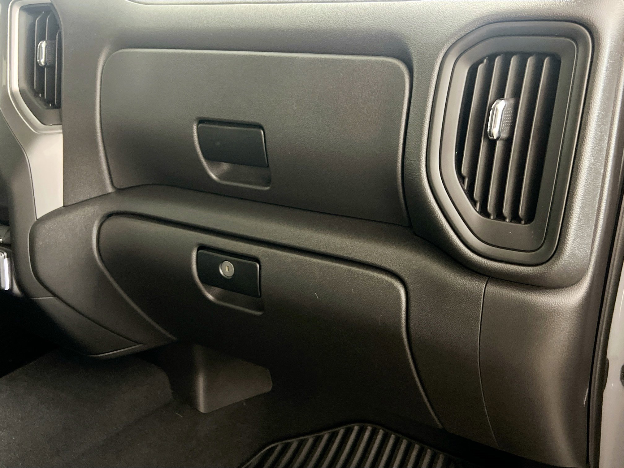 Used 2024 Chevrolet Silverado 1500 Custom Trail Boss image 35