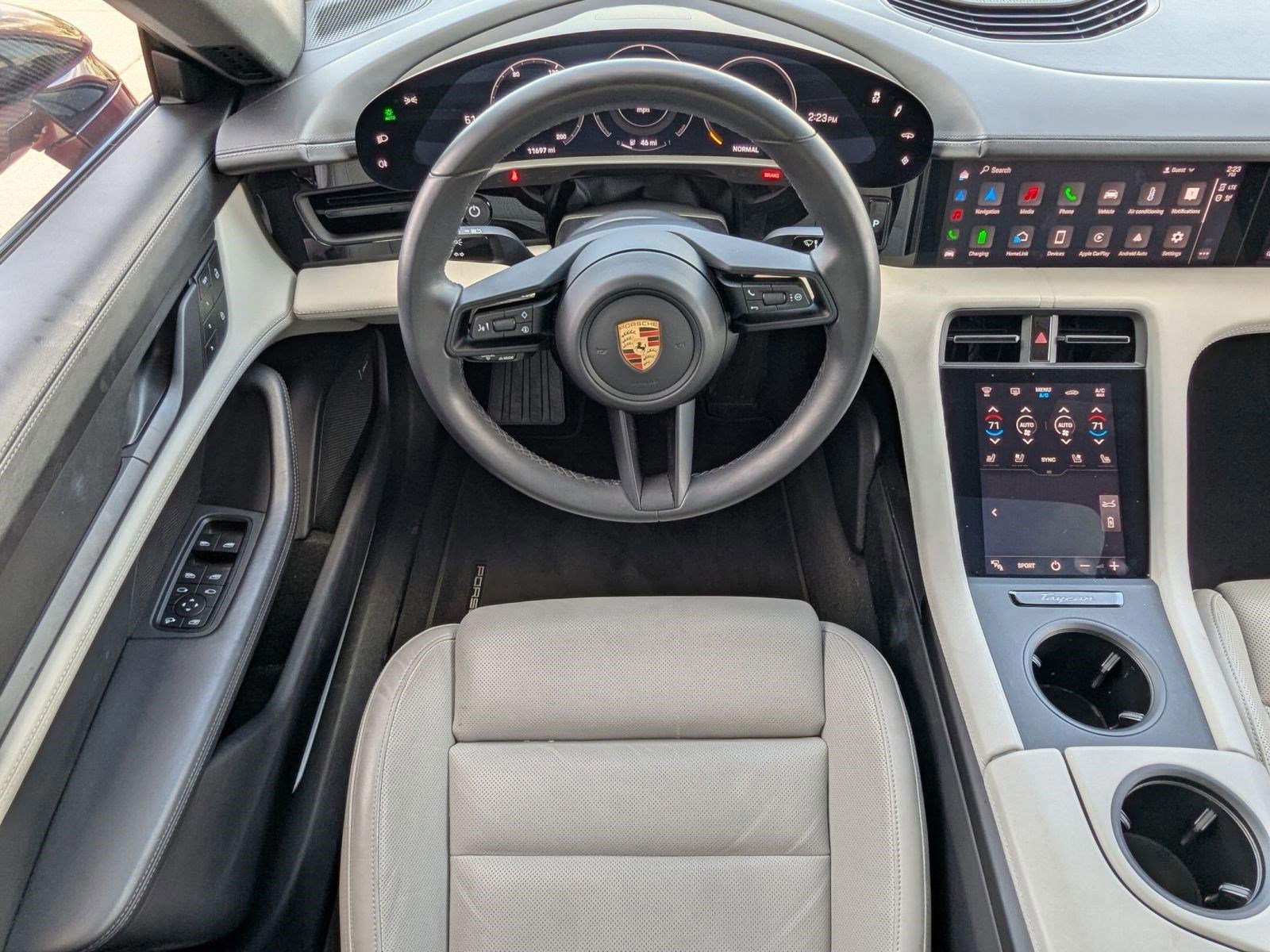 Used 2023 Porsche Taycan 4S image 15