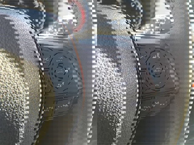 Used 2023 Toyota RAV4 XLE image 17