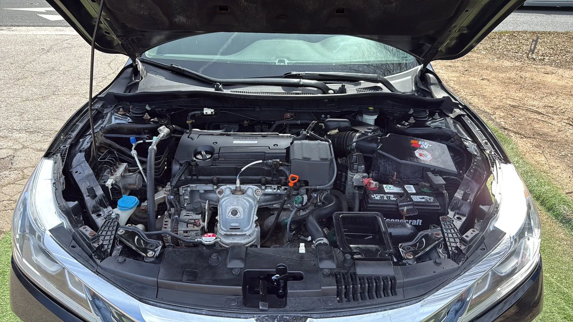 Used 2017 Honda Accord LX image 10