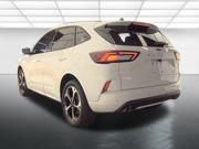Used 2023 Ford Escape ST-Line Select w/ Tech Pack #2 AWD/4WD image 8
