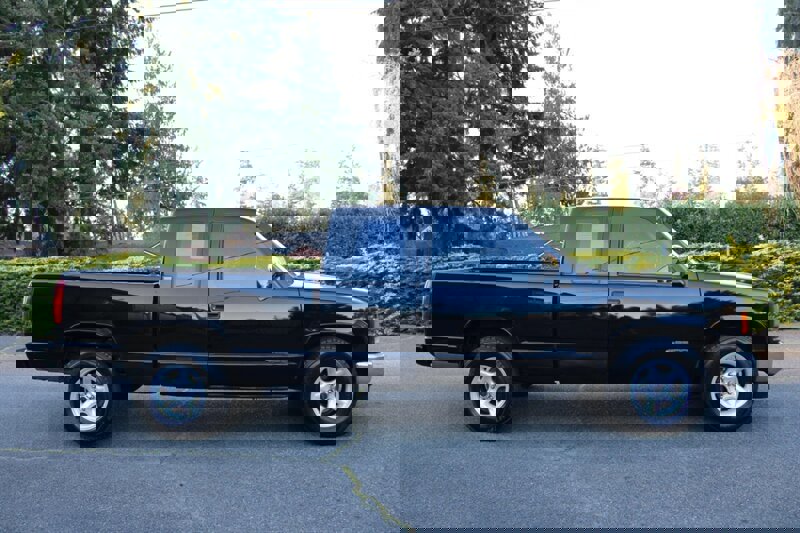 Used 1994 Chevrolet Silverado 2500 2WD Extended Cab image 11