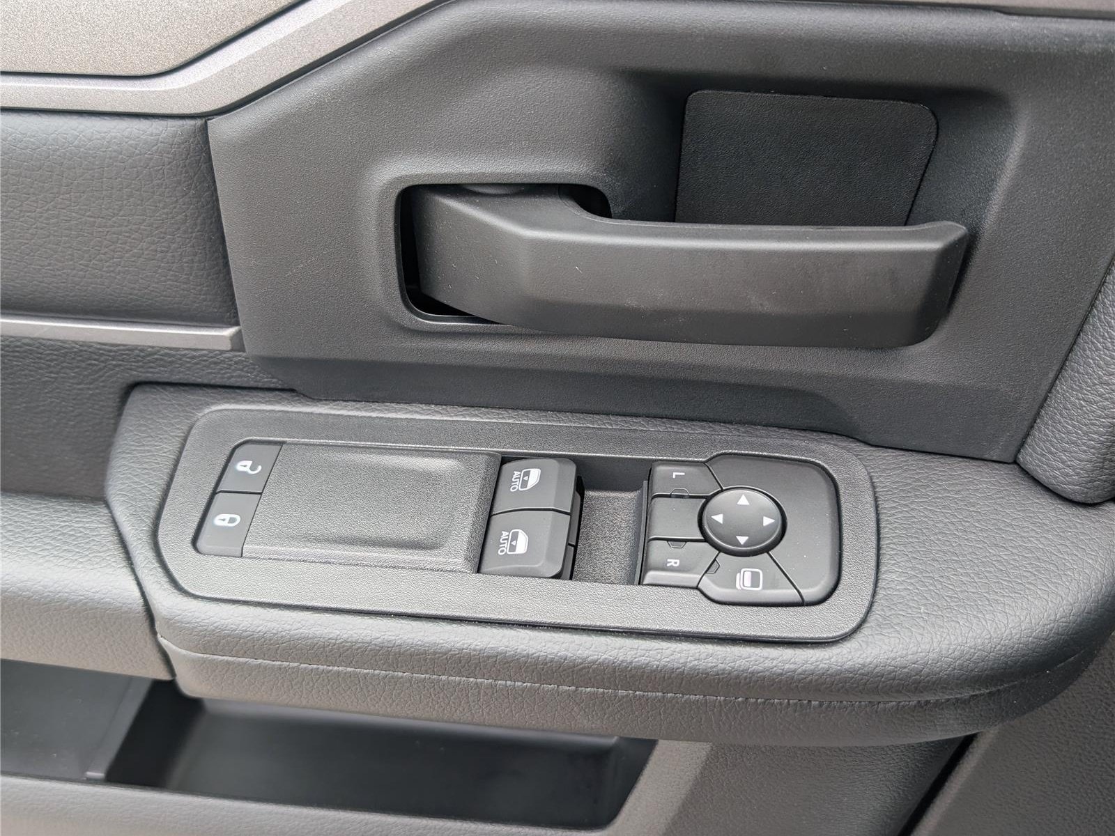 New 2026 RAM 3500 Tradesman AWD/4WD image 12