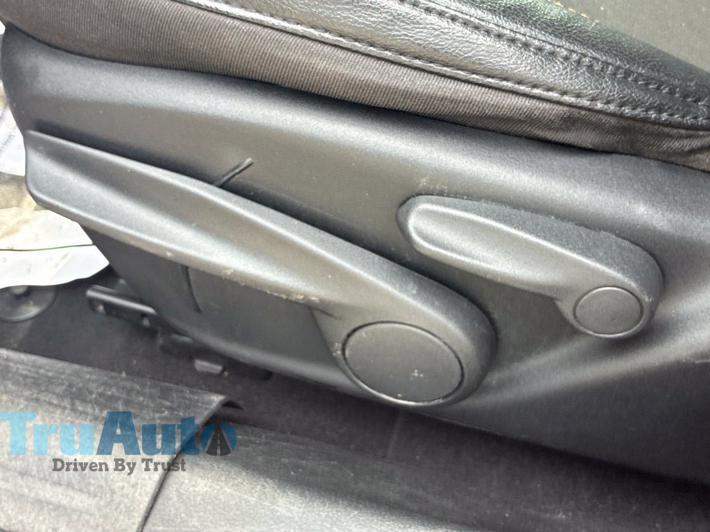 Used 2020 Jeep Compass Latitude FWD image 22