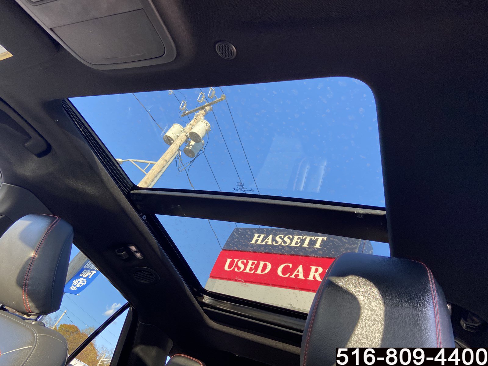 Used 2022 Ford Explorer ST-Line w/ Class IV Trailer Tow Package image 14