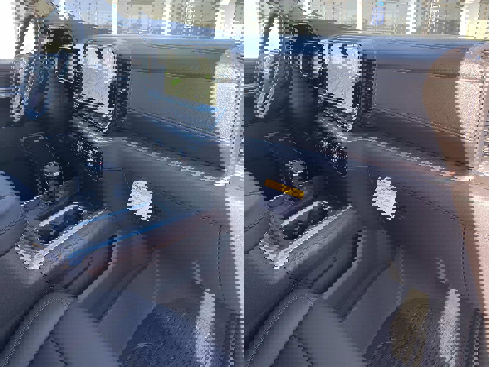 New 2026 GMC Sierra 1500 SLT w/ SLT Premium Package image 29