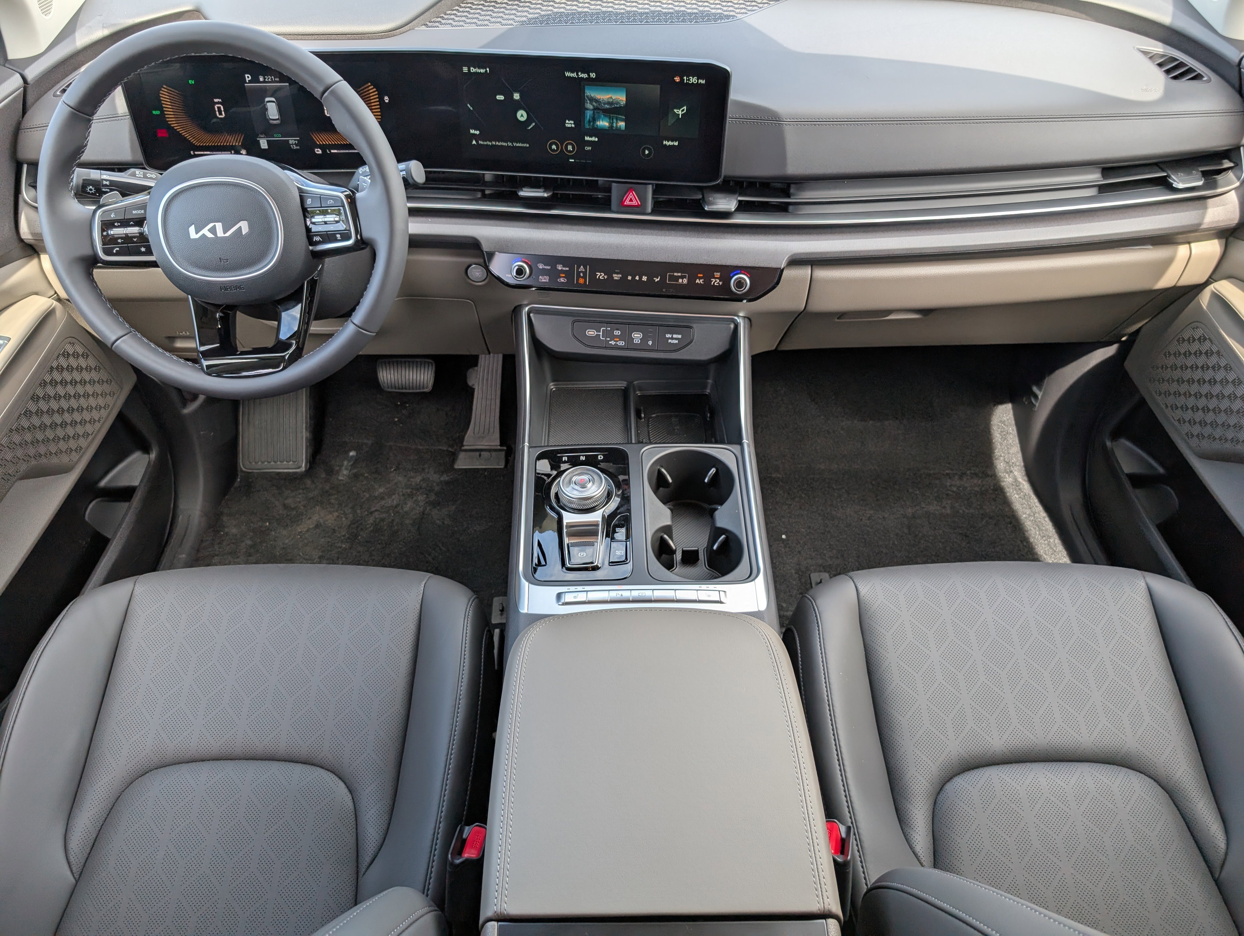 New 2026 Kia Carnival EX image 5