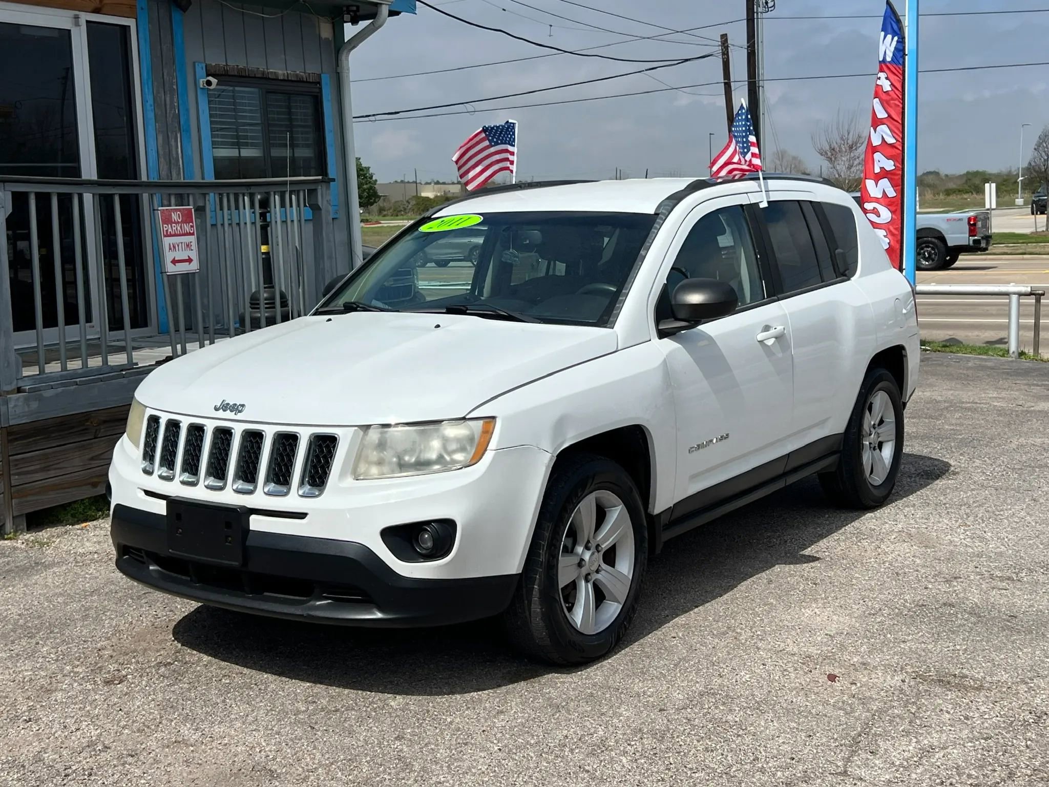 Used 2011 Jeep Compass 2WD image 2