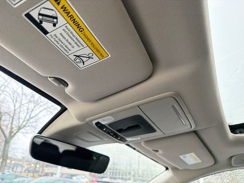 Used 2025 Honda CR-V EX-L image 32