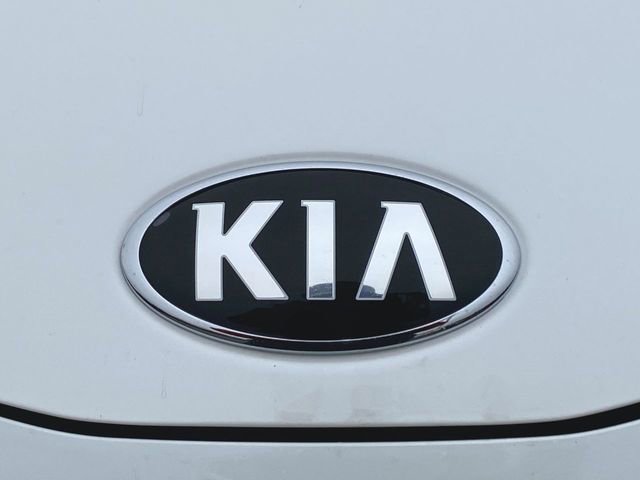 Used 2020 Kia Soul EX image 29