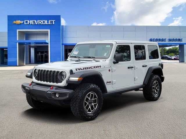 Used 2025 Jeep Wrangler Unlimited Rubicon w/ Convenience Group AWD/4WD image 2