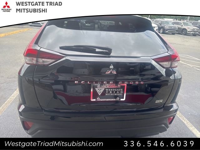 New 2025 Mitsubishi Eclipse Cross LE image 8