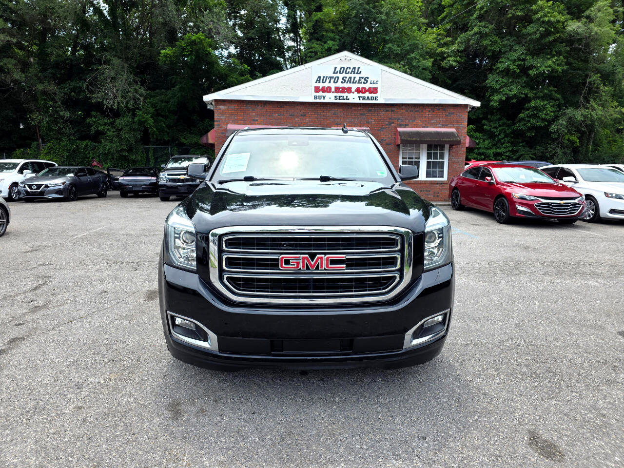 Used 2018 GMC Yukon XL SLT image 3