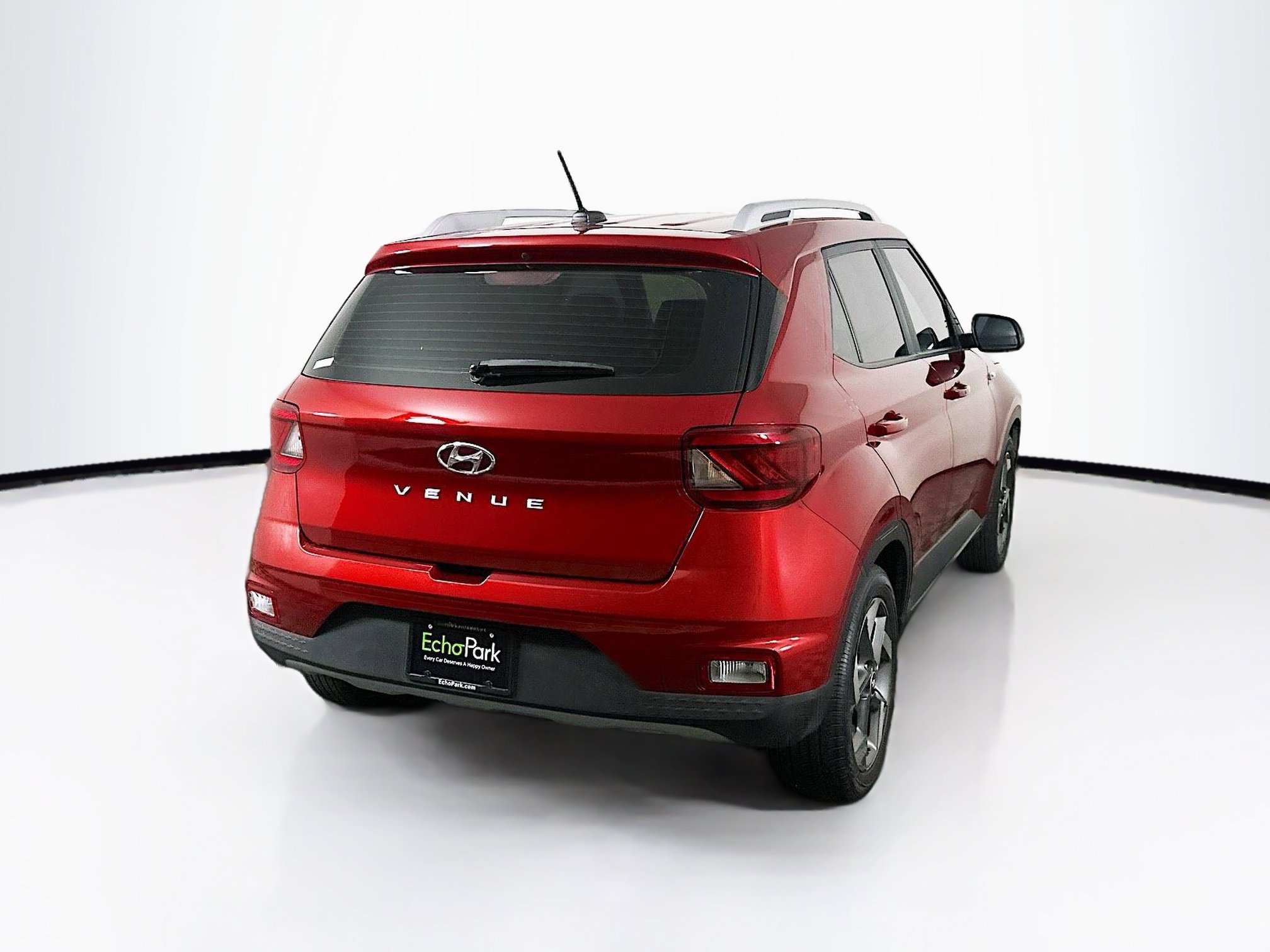 Used 2024 Hyundai Venue Limited image 9