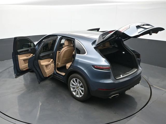 Certified 2019 Porsche Cayenne AWD/4WD image 29