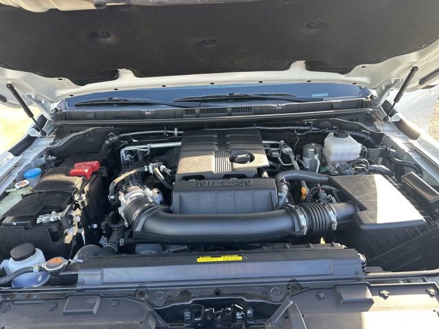 Used 2024 Nissan Frontier SV image 11