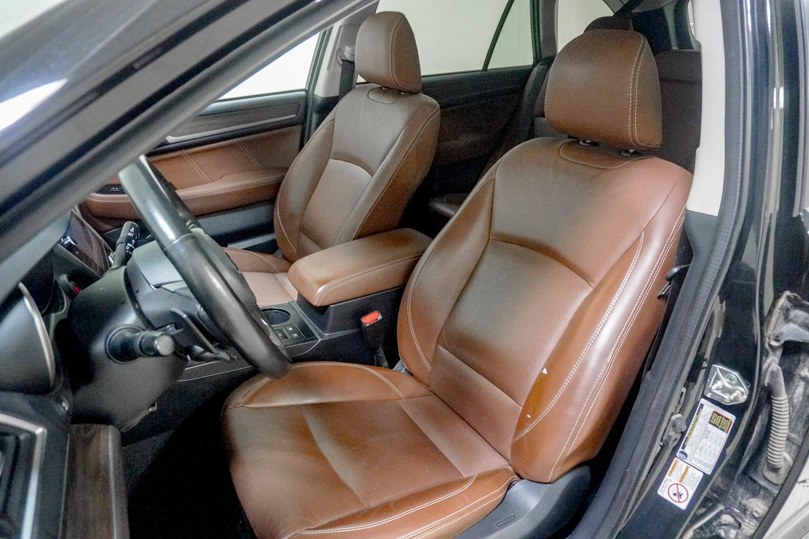 Used 2019 Subaru Outback 3.6R Touring w/ Popular Package #3A AWD/4WD image 19