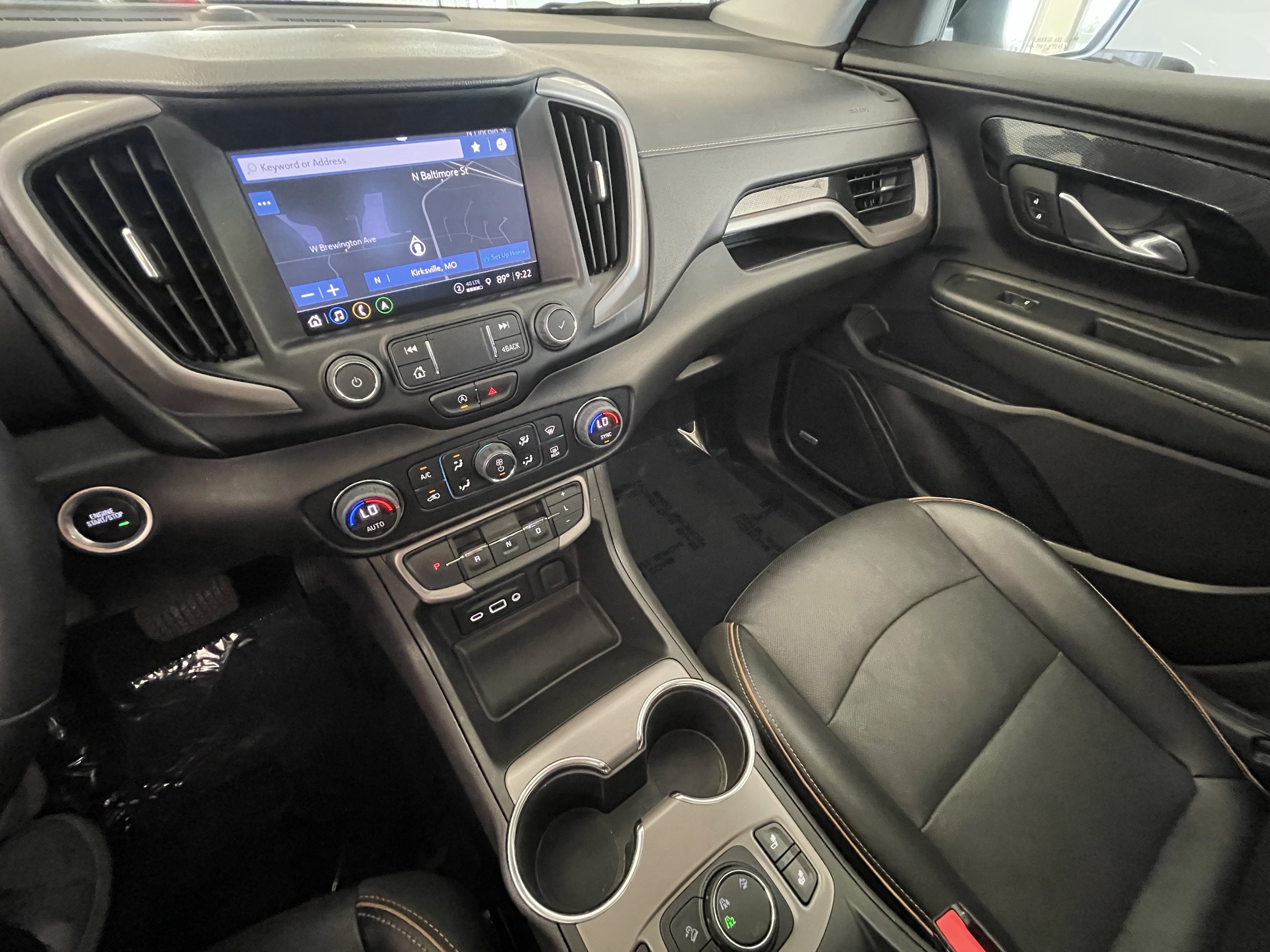 Certified 2024 GMC Terrain AT4 w/ Infotainment Package II AWD/4WD image 31