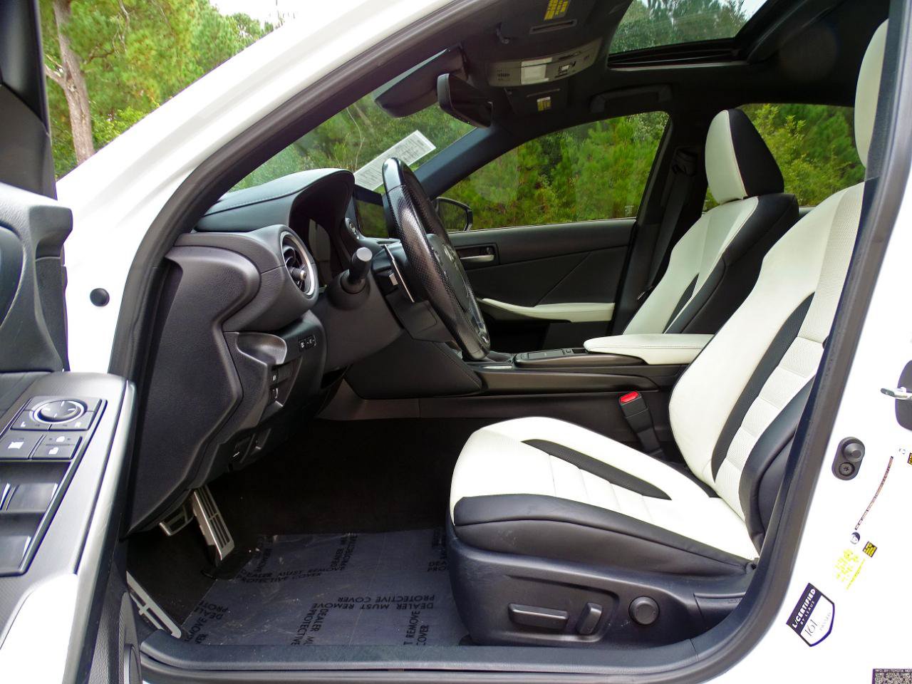 Used 2021 Lexus IS 350 F Sport w/ Navigation Package RWD image 10