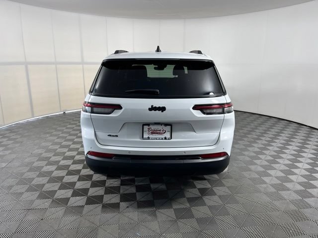 Used 2023 Jeep Grand Cherokee L Laredo AWD/4WD image 6