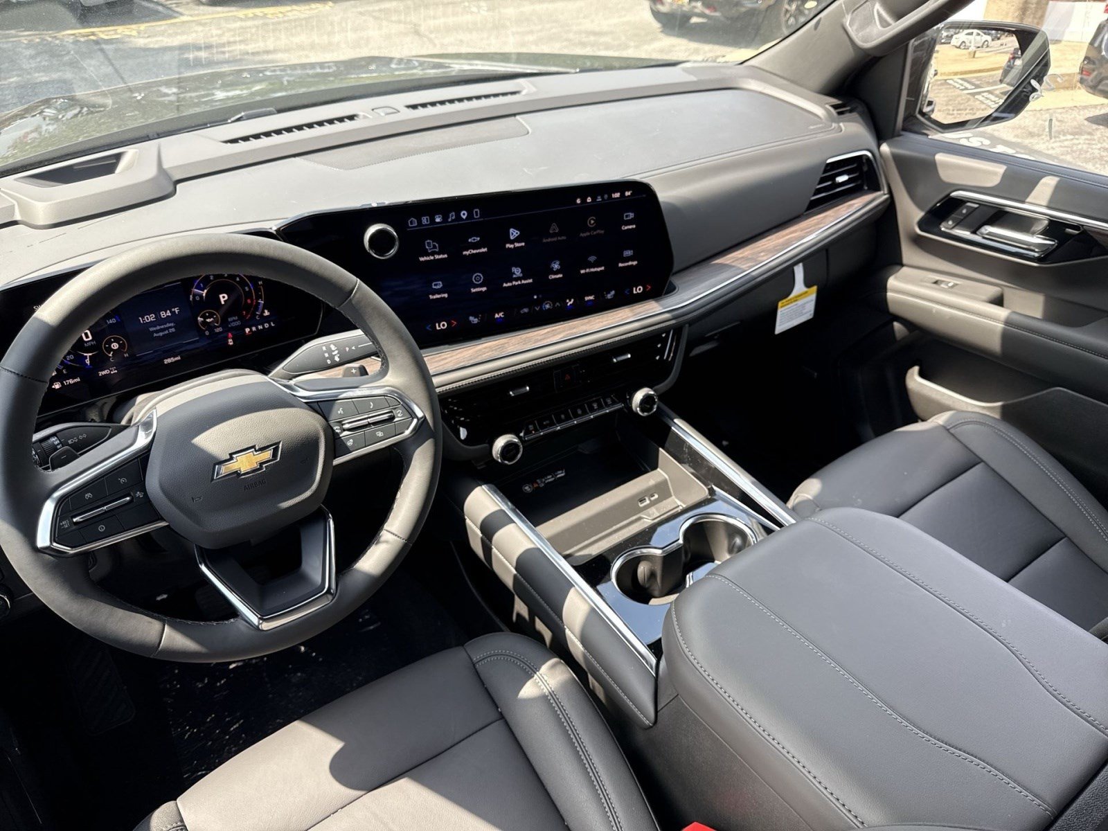 New 2026 Chevrolet Tahoe LT w/ Comfort Package AWD/4WD image 18