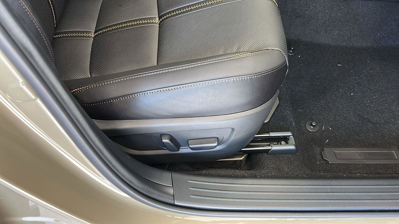 New 2025 MAZDA CX-50 AWD 2.5 Turbo w/ Cargo Package image 28