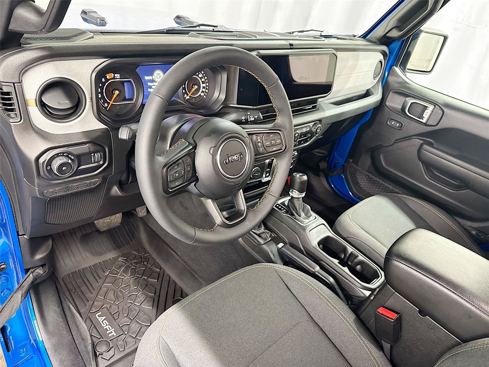Used 2024 Jeep Wrangler Sport AWD/4WD image 22