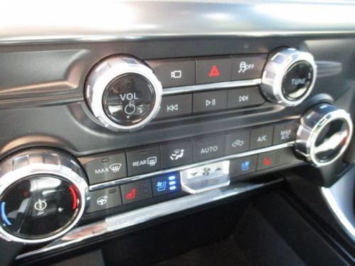 Used 2025 Ford F150 Lariat w/ Equipment Group 501A Mid image 14