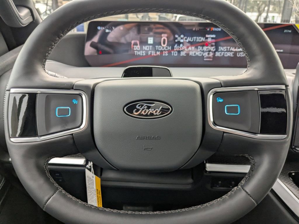 New 2026 Ford Expedition Platinum w/ Stealth Appearance Package image 31