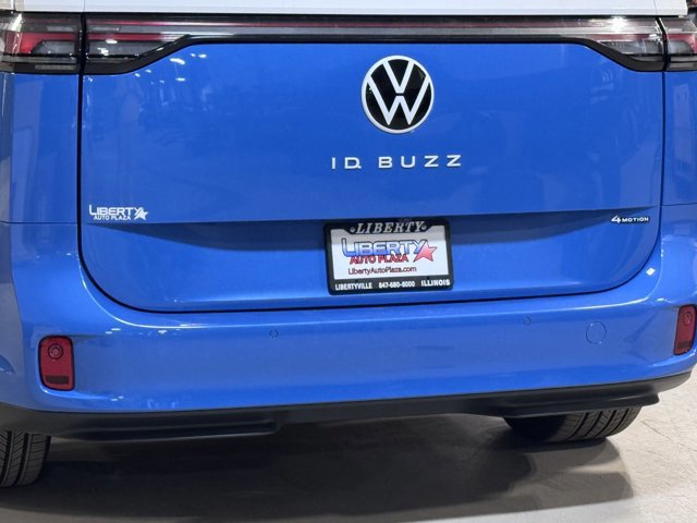New 2025 Volkswagen ID. Buzz 1st Edition image 38