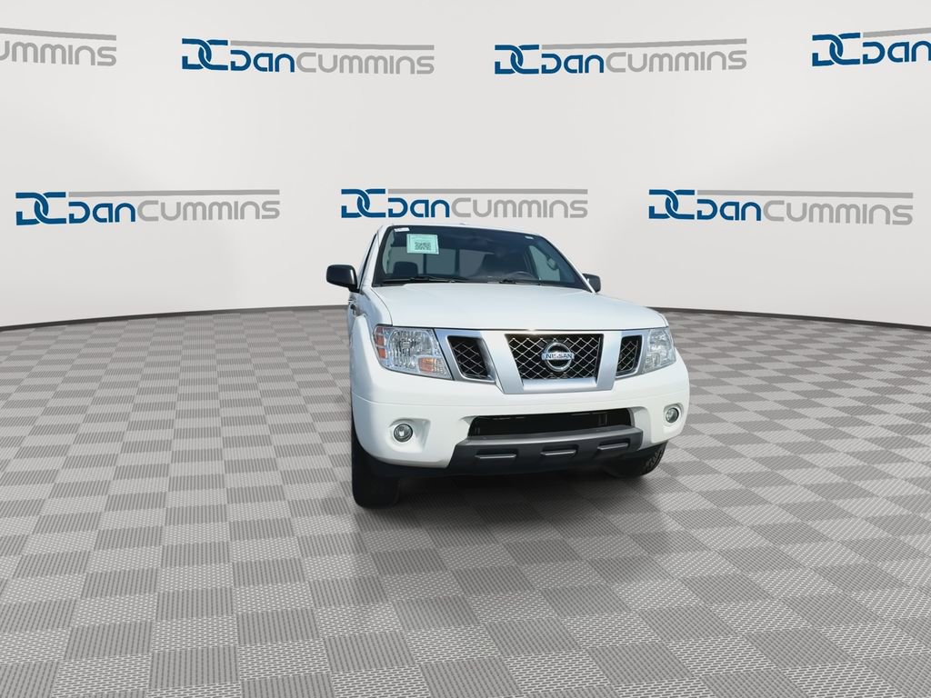Used 2016 Nissan Frontier Desert Runner image 3