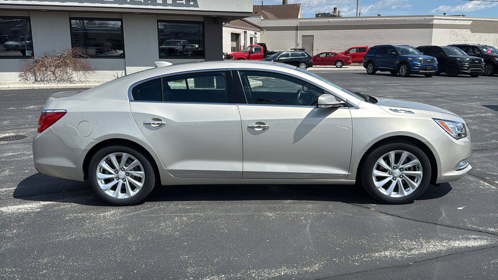 Used 2015 Buick LaCrosse Leather FWD image 9