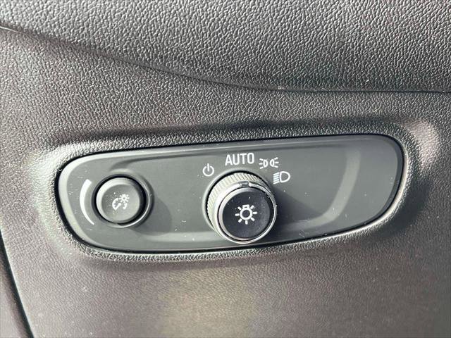 Used 2023 Chevrolet Equinox LT image 20